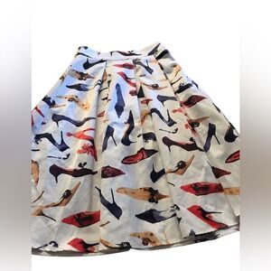 Dupre pleated skirt with high heel print perfect condition size small